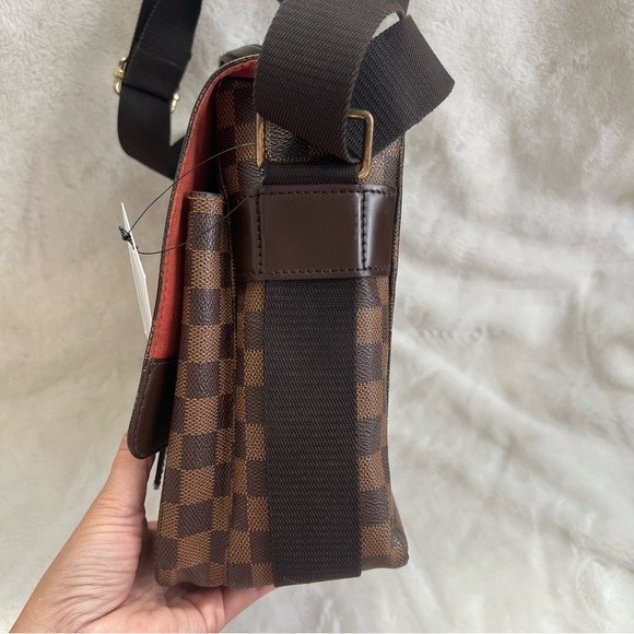 Louis Vuitton Damier Broadway Bag - Picture 12 of 17